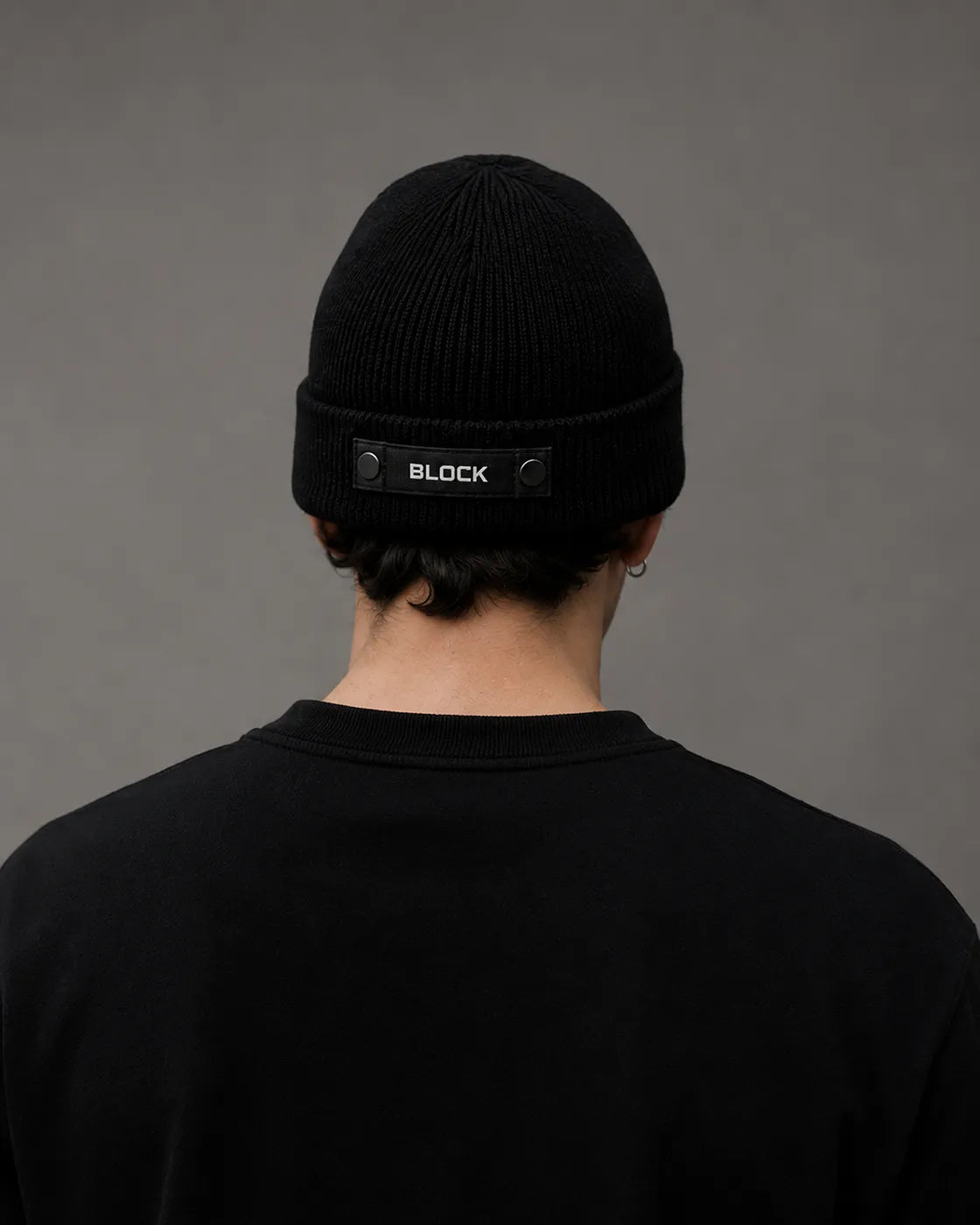 Black — Core Beanie 01 — view 3